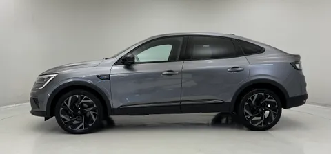 NL24GZZ Renault ARKANA 1.6 E-Tech FHEV 145 Esprit Alpine 5dr Auto Thumbnail #4