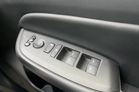 DC23ESF Honda Jazz 1.5 i-MMD Hybrid Advance 5dr eCVT Thumbnail #30