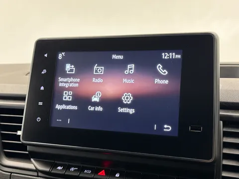 FG23XOA Renault Trafic LL30 Blue dCi 150 Business+ Van Thumbnail #14