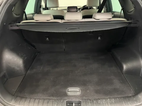 AR19CVX Hyundai Tucson 1.6 CRDi Premium 5dr 2WD Thumbnail #10