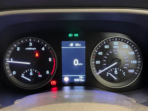 AR19CVX Hyundai Tucson 1.6 CRDi Premium 5dr 2WD Thumbnail #31