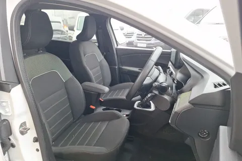 DY72VKA Dacia Jogger 1.0 TCe Extreme SE 5dr Thumbnail #14