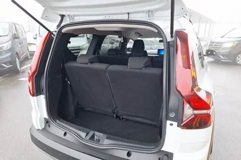 DY72VKA Dacia Jogger 1.0 TCe Extreme SE 5dr Thumbnail #17