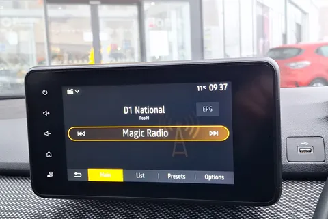 DY72VKA Dacia Jogger 1.0 TCe Extreme SE 5dr Thumbnail #37