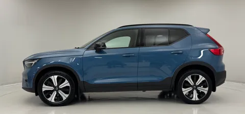 SF72YCJ Volvo XC40 1.5 T5 Recharge PHEV Ultimate Dark 5dr Auto Thumbnail #5