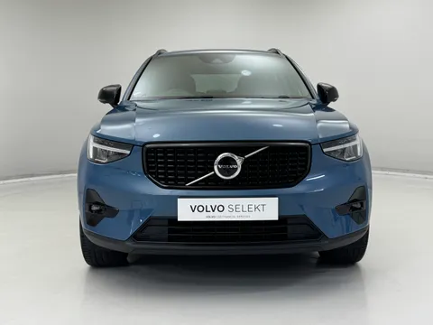 SF72YCJ Volvo XC40 1.5 T5 Recharge PHEV Ultimate Dark 5dr Auto Thumbnail #4