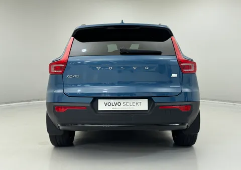 SF72YCJ Volvo XC40 1.5 T5 Recharge PHEV Ultimate Dark 5dr Auto Thumbnail #8