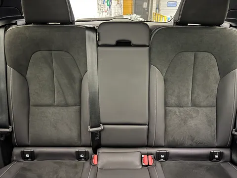 SF72YCJ Volvo XC40 1.5 T5 Recharge PHEV Ultimate Dark 5dr Auto Thumbnail #25