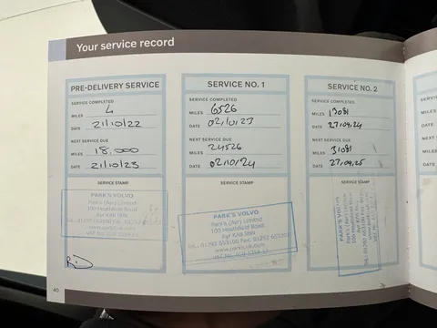 SF72YCJ Volvo XC40 1.5 T5 Recharge PHEV Ultimate Dark 5dr Auto Thumbnail #26