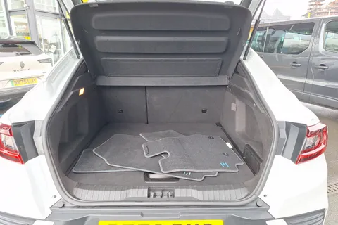 19 of 40 for Renault ARKANA 1.6 E-Tech full hybrid 145 Engineered 5dr Auto