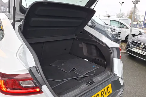 18 of 40 for Renault ARKANA 1.6 E-Tech full hybrid 145 Engineered 5dr Auto