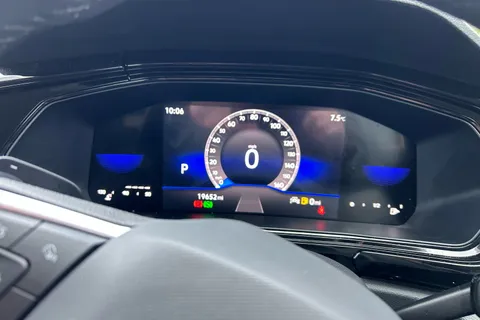 BM23MVX Volkswagen T-Cross 1.0 TSI 110 Black Edition 5dr DSG Thumbnail #12