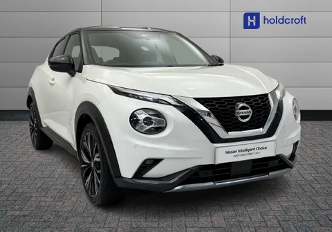 DN71WRW Nissan Juke 1.0 DiG-T 114 Tekna+ 5dr Thumbnail #2