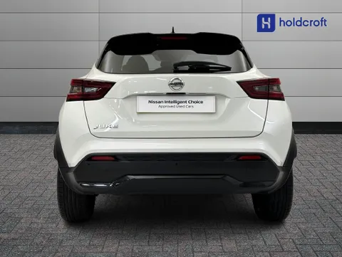 DN71WRW Nissan Juke 1.0 DiG-T 114 Tekna+ 5dr Thumbnail #7