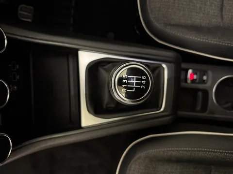 KY72OCL Renault Captur 1.0 TCE 90 Techno 5dr Thumbnail #15