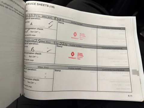 KY72OCL Renault Captur 1.0 TCE 90 Techno 5dr Thumbnail #17