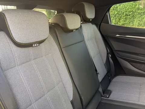 MA24ZNJ Renault Megane E-Tech EV60 160kW Iconic 60kWh Optimum Charge 5dr Auto Thumbnail #15