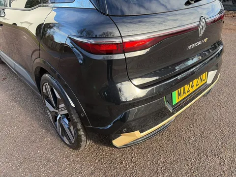 MA24ZNJ Renault Megane E-Tech EV60 160kW Iconic 60kWh Optimum Charge 5dr Auto Thumbnail #26