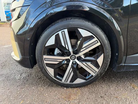 MA24ZNJ Renault Megane E-Tech EV60 160kW Iconic 60kWh Optimum Charge 5dr Auto Thumbnail #31