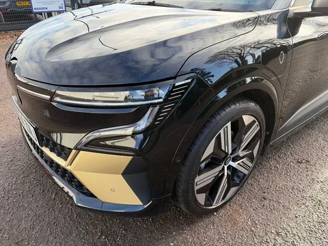 MA24ZNJ Renault Megane E-Tech EV60 160kW Iconic 60kWh Optimum Charge 5dr Auto Thumbnail #28