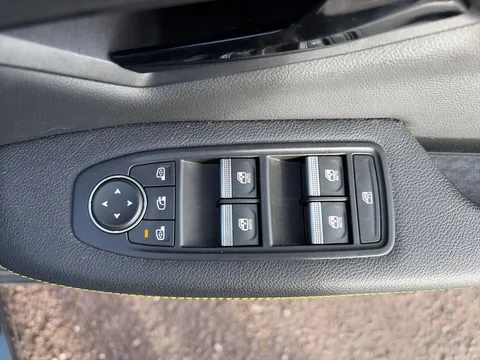 MA24ZNJ Renault Megane E-Tech EV60 160kW Iconic 60kWh Optimum Charge 5dr Auto Thumbnail #22