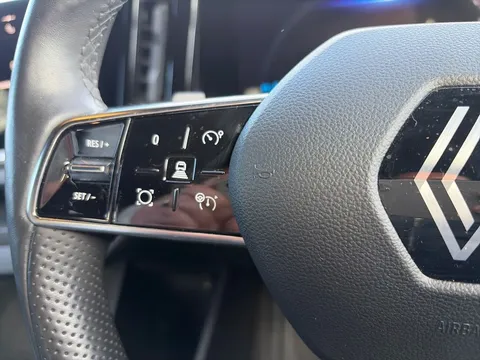 MA24ZNJ Renault Megane E-Tech EV60 160kW Iconic 60kWh Optimum Charge 5dr Auto Thumbnail #21