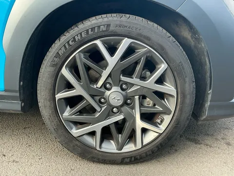 DU72EDX Hyundai Kona 1.6 GDi Hybrid Ultimate 5dr DCT Thumbnail #11