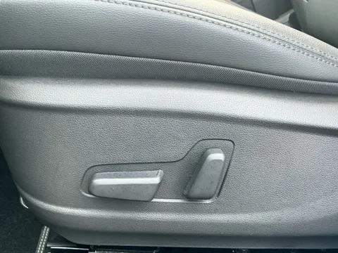 DU72EDX Hyundai Kona 1.6 GDi Hybrid Ultimate 5dr DCT Thumbnail #21