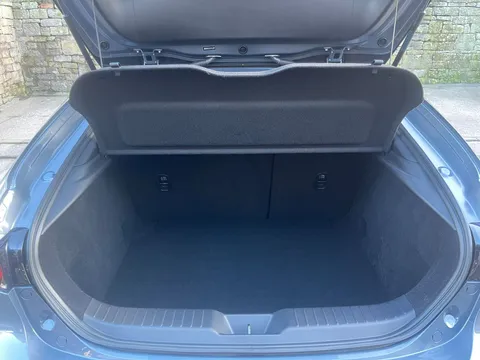 MP24KKS Mazda Mazda3 2.0 e-Skyactiv G MHEV Exclusive-Line 5dr Thumbnail #21