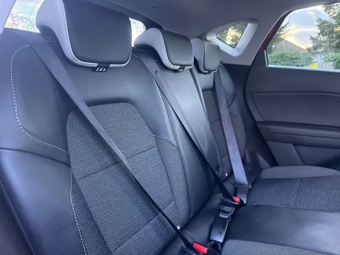 CF72HXY Renault Captur 1.0 TCE 90 Techno 5dr Thumbnail #17