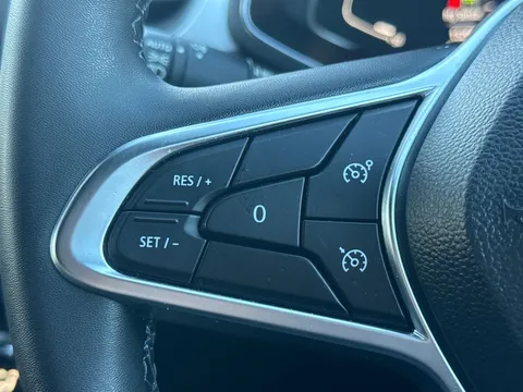 CF72HXY Renault Captur 1.0 TCE 90 Techno 5dr Thumbnail #20