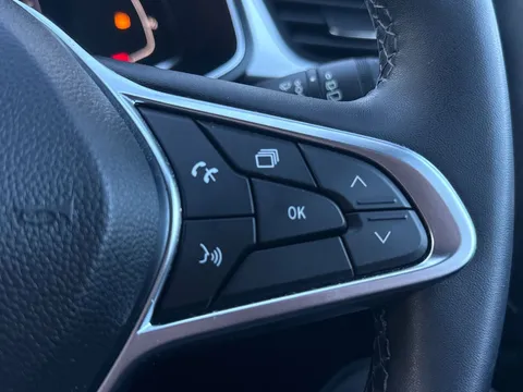 CF72HXY Renault Captur 1.0 TCE 90 Techno 5dr Thumbnail #21