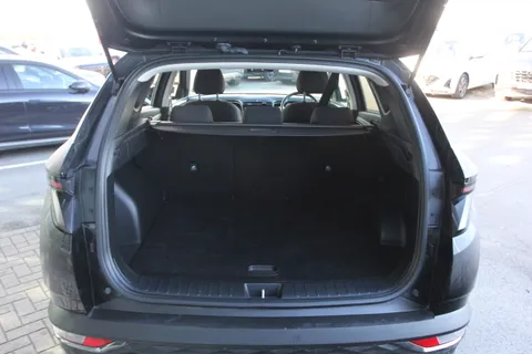 DE72ZMX Hyundai Tucson 1.6 TGDi Hybrid 230 Premium 5dr 2WD Auto Thumbnail #14