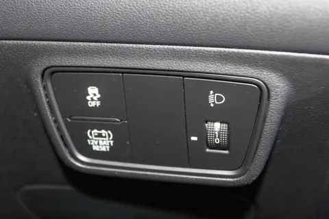 DE72ZMX Hyundai Tucson 1.6 TGDi Hybrid 230 Premium 5dr 2WD Auto Thumbnail #17