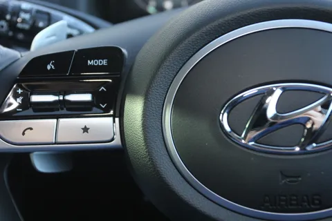 DE72ZMX Hyundai Tucson 1.6 TGDi Hybrid 230 Premium 5dr 2WD Auto Thumbnail #20