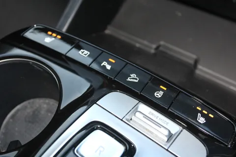 DE72ZMX Hyundai Tucson 1.6 TGDi Hybrid 230 Premium 5dr 2WD Auto Thumbnail #25