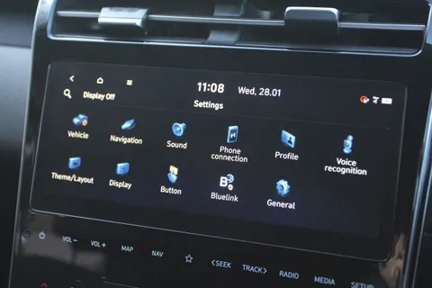 DE72ZMX Hyundai Tucson 1.6 TGDi Hybrid 230 Premium 5dr 2WD Auto Thumbnail #30