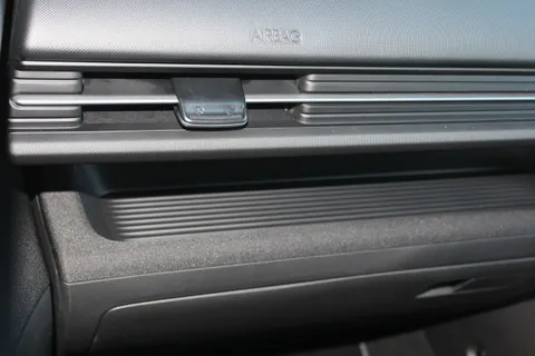 DG75VXA Hyundai Kona 1.6 Hybrid 138 Advance 5dr DCT Thumbnail #10