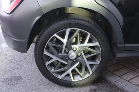 EN21XCA Hyundai Kona 1.6 GDi Hybrid Premium 5dr DCT Thumbnail #8