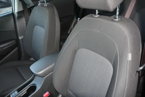 EN21XCA Hyundai Kona 1.6 GDi Hybrid Premium 5dr DCT Thumbnail #11