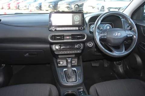 EN21XCA Hyundai Kona 1.6 GDi Hybrid Premium 5dr DCT Thumbnail #15