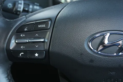 EN21XCA Hyundai Kona 1.6 GDi Hybrid Premium 5dr DCT Thumbnail #22