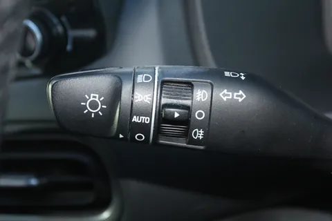 EN21XCA Hyundai Kona 1.6 GDi Hybrid Premium 5dr DCT Thumbnail #24