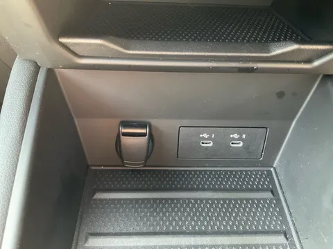 HK74PVP Renault Symbioz 1.6 E-Tech FHEV 145 Techno Esprit Alpine 5dr Auto Thumbnail #23