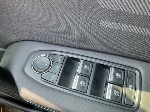 HK74PVP Renault Symbioz 1.6 E-Tech FHEV 145 Techno Esprit Alpine 5dr Auto Thumbnail #28