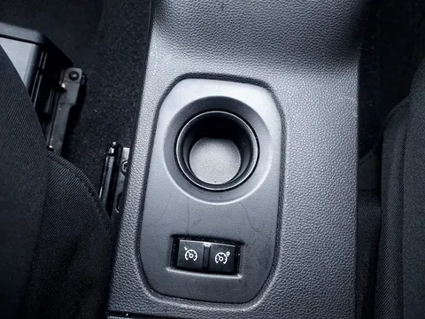 DS20HGC Dacia Duster 1.3 TCe 130 Prestige 5dr Thumbnail #16