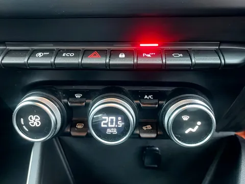 DS20HGC Dacia Duster 1.3 TCe 130 Prestige 5dr Thumbnail #17