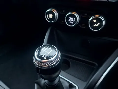 DS20HGC Dacia Duster 1.3 TCe 130 Prestige 5dr Thumbnail #31