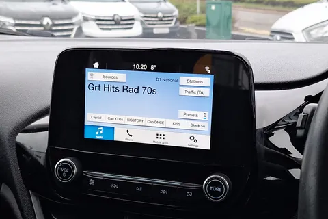 DP67SVT Ford Fiesta 1.0 EcoBoost Zetec 3dr Thumbnail #36