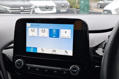 DP67SVT Ford Fiesta 1.0 EcoBoost Zetec 3dr Thumbnail #37